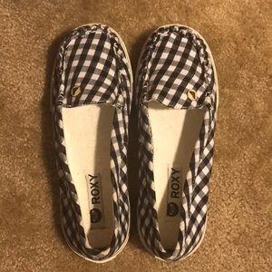 Roxy slip ons